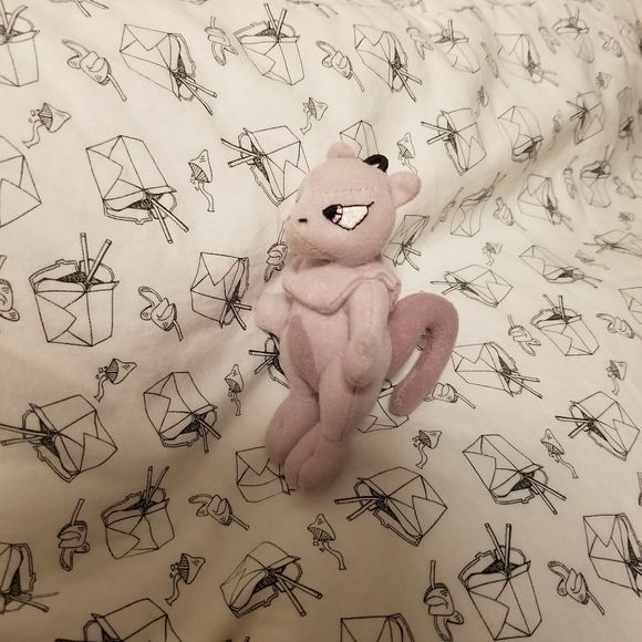 Vintage Pokémon Mewtwo plush keychain - Picture 5 of 5